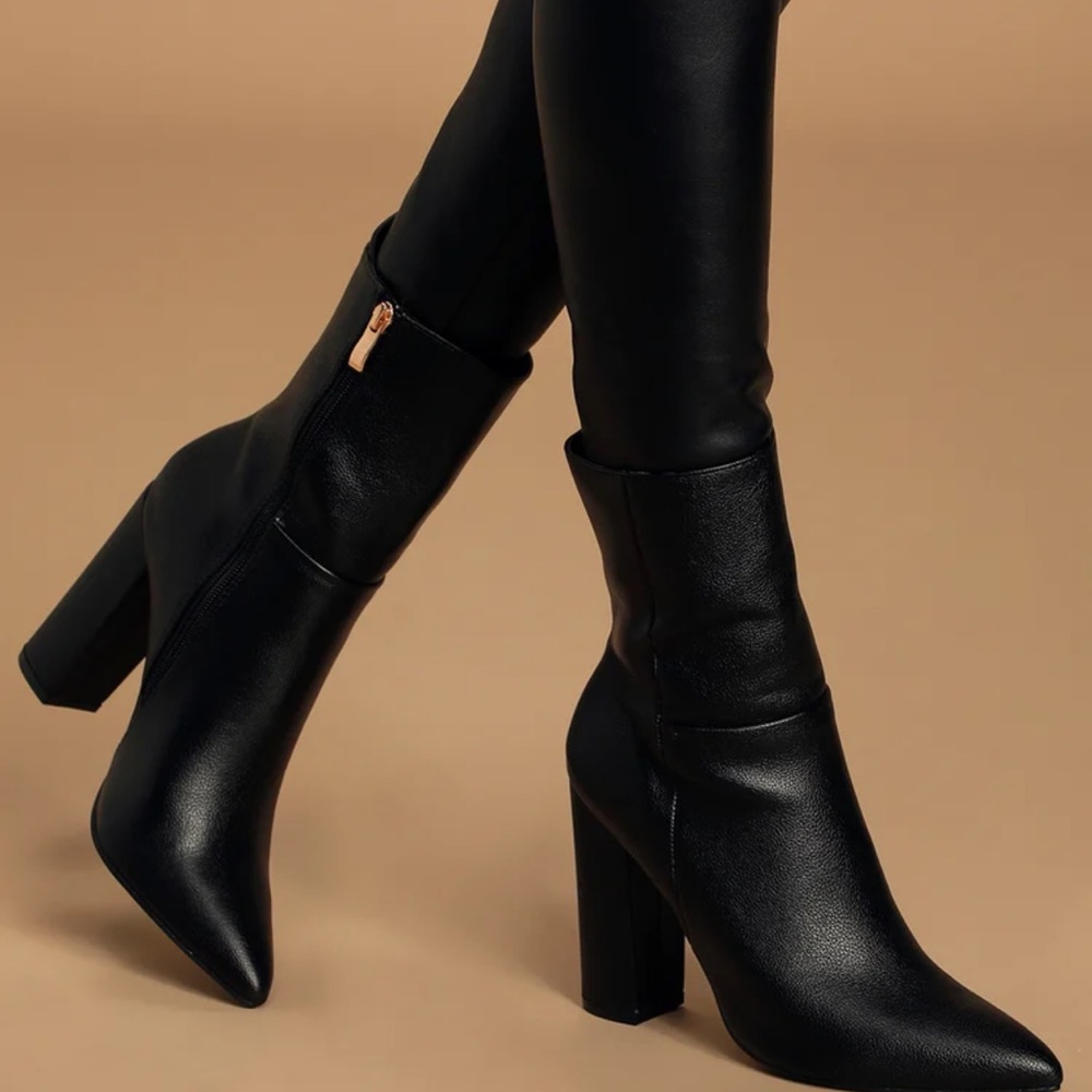 Dawson Black Pebble Pointed-Toe Mid Calf Bootie